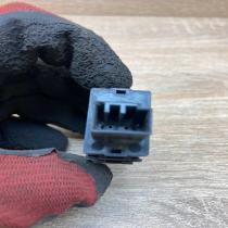 8622064   Brake pedal sensor switch Volvo S60