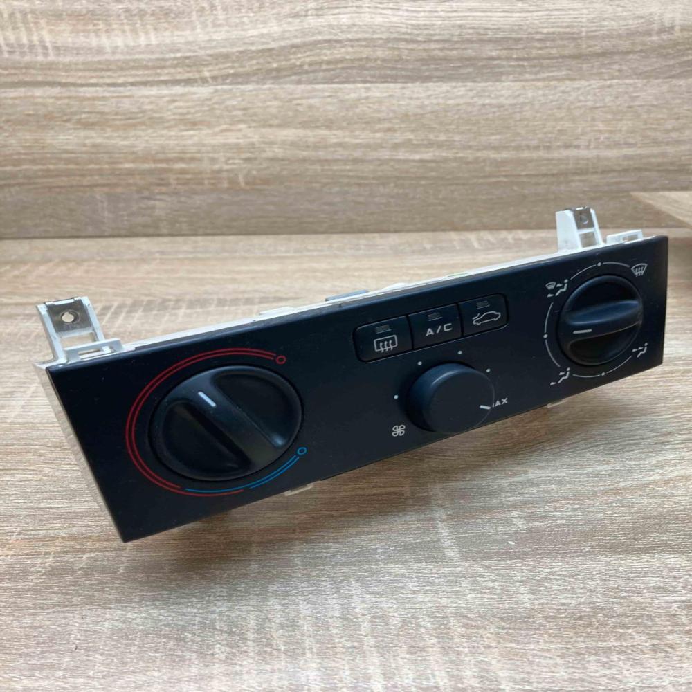 69360001P 658634F  Climate control unit Peugeot 406