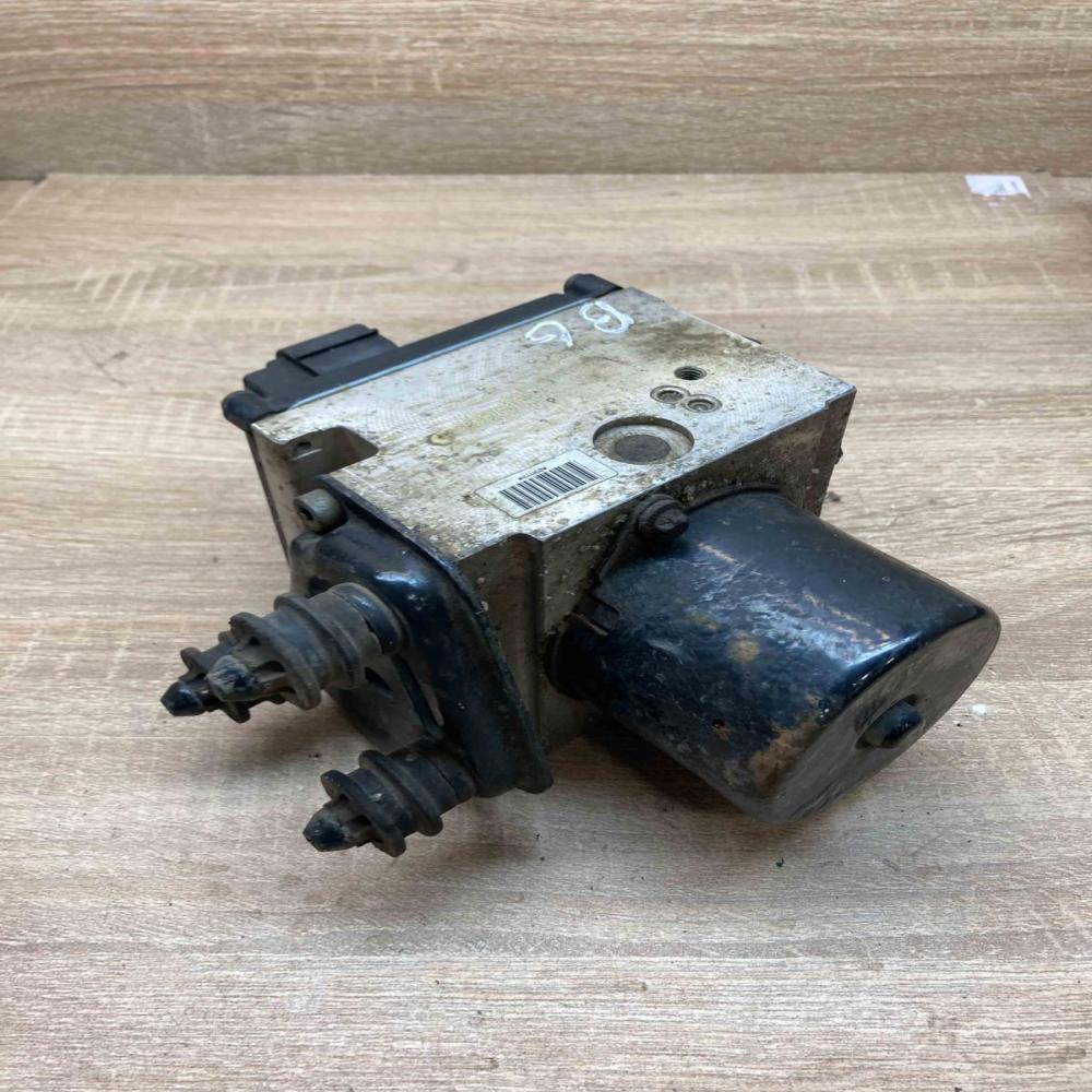 3C0614095P 16027001A  ABS Pump Volkswagen PASSAT B6