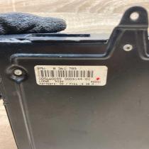 8361785   Sound amplifier BMW 3 E36