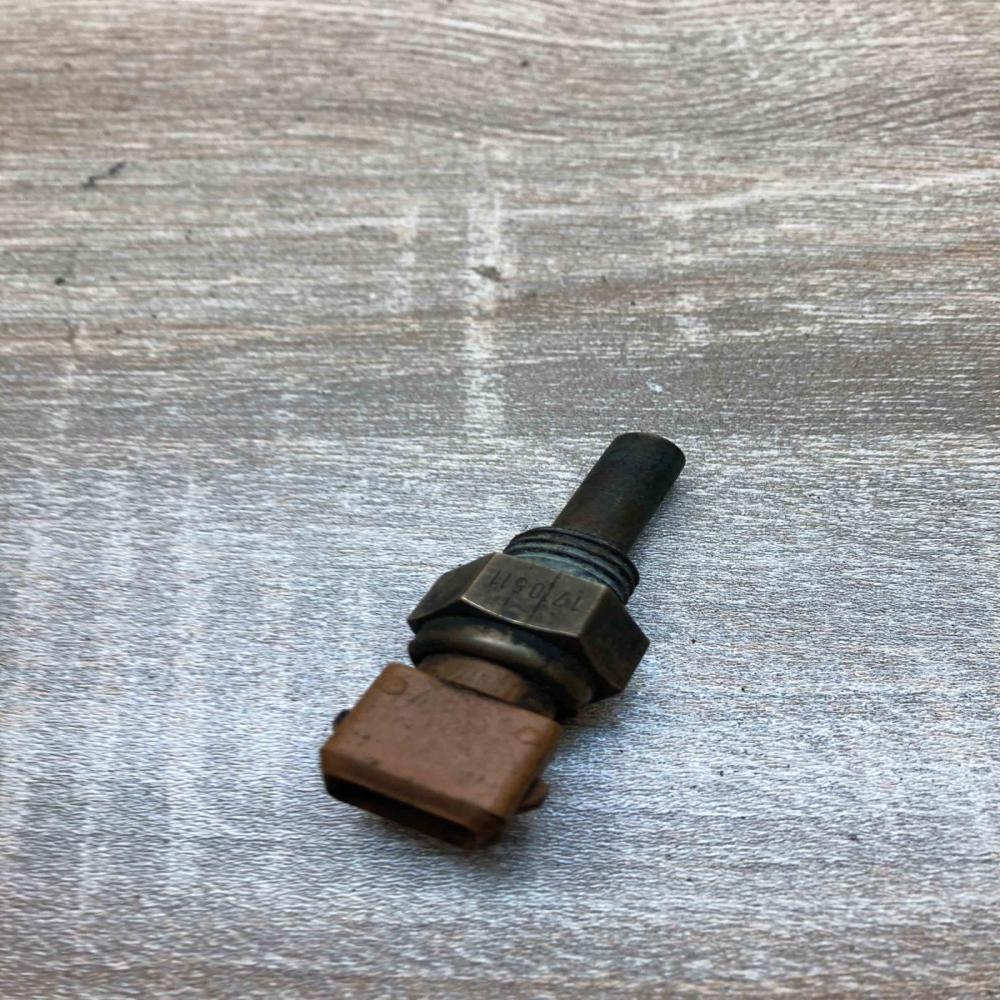 1710511 801361  Exhaust gas temperature sensor BMW 3 E30