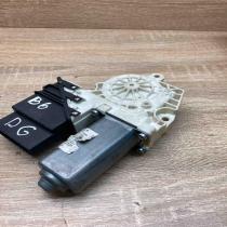 974226 13 973622 105  Rear door window regulator motor Volkswagen PASSAT B6