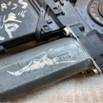 0130821695 119108 100  Front door window regulator motor Volkswagen PASSAT B5.5