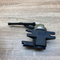 701633040   Turbo solenoid valve Citroen C5
