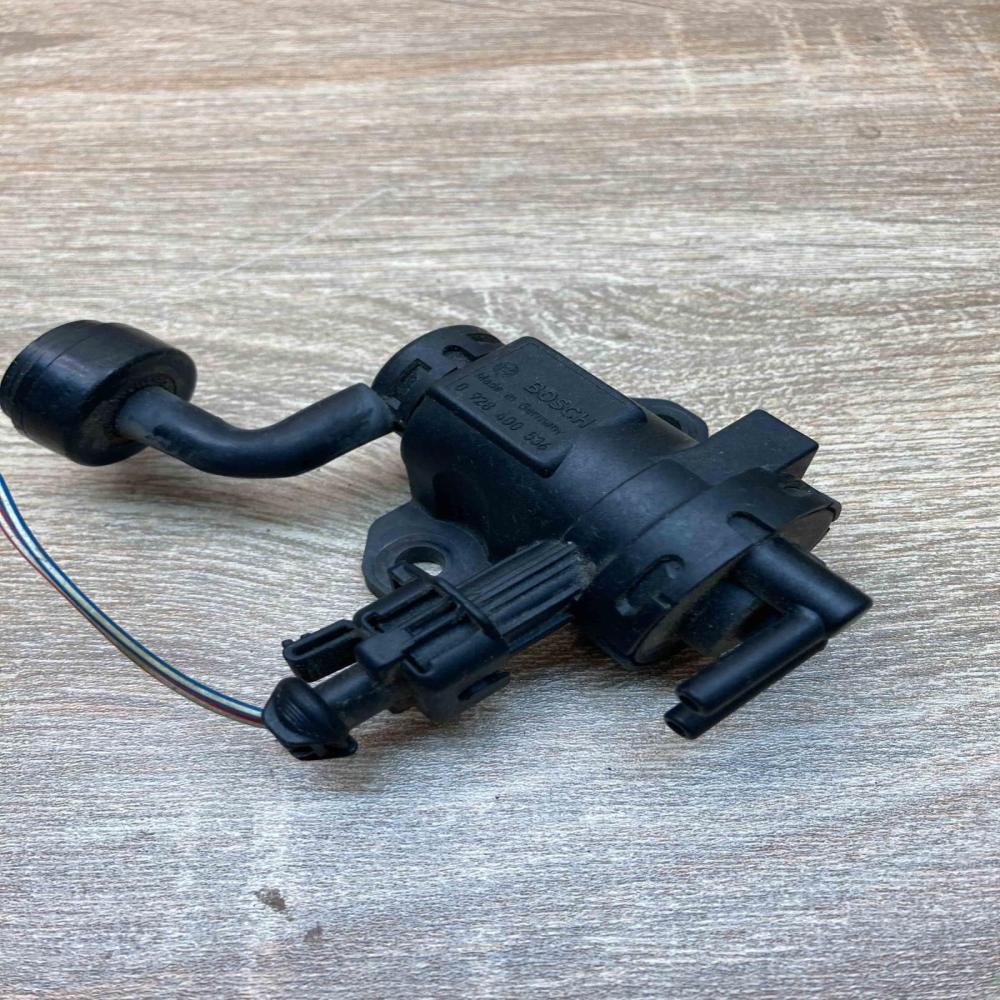 0928400436  With Plug Turbo solenoid valve Mazda 323 F
