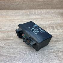 96165823   Glow plug pre-heat relay Citroen Saxo
