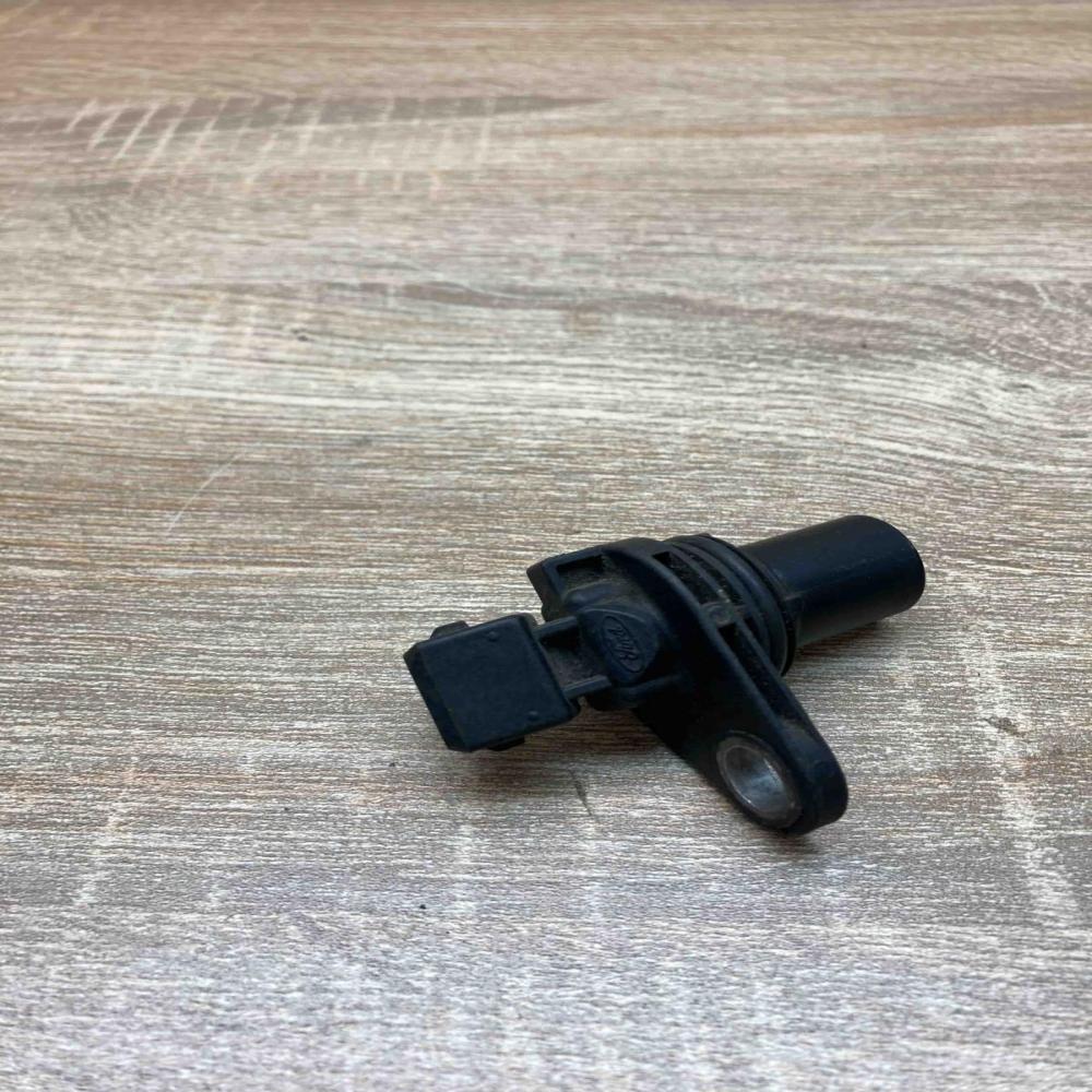 12K073A1E   Camshaft position sensor Ford Mondeo MK II