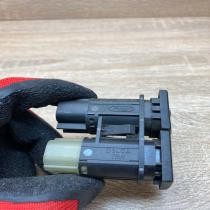 1S7T 18C621 AA   Windscreen/window heater switch Ford Mondeo Mk III
