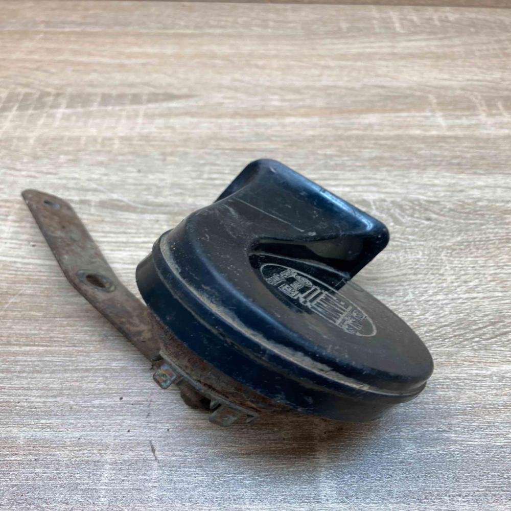 35717 CH2035A  Horn signal Ford Puma