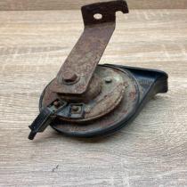 35717 73345  Horn signal Ford Puma