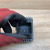09132691 51299008  Glow plug pre-heat relay Opel Zafira A