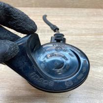 703881157 4D0971992 With Plug Horn signal Audi A4 S4 B5 8D