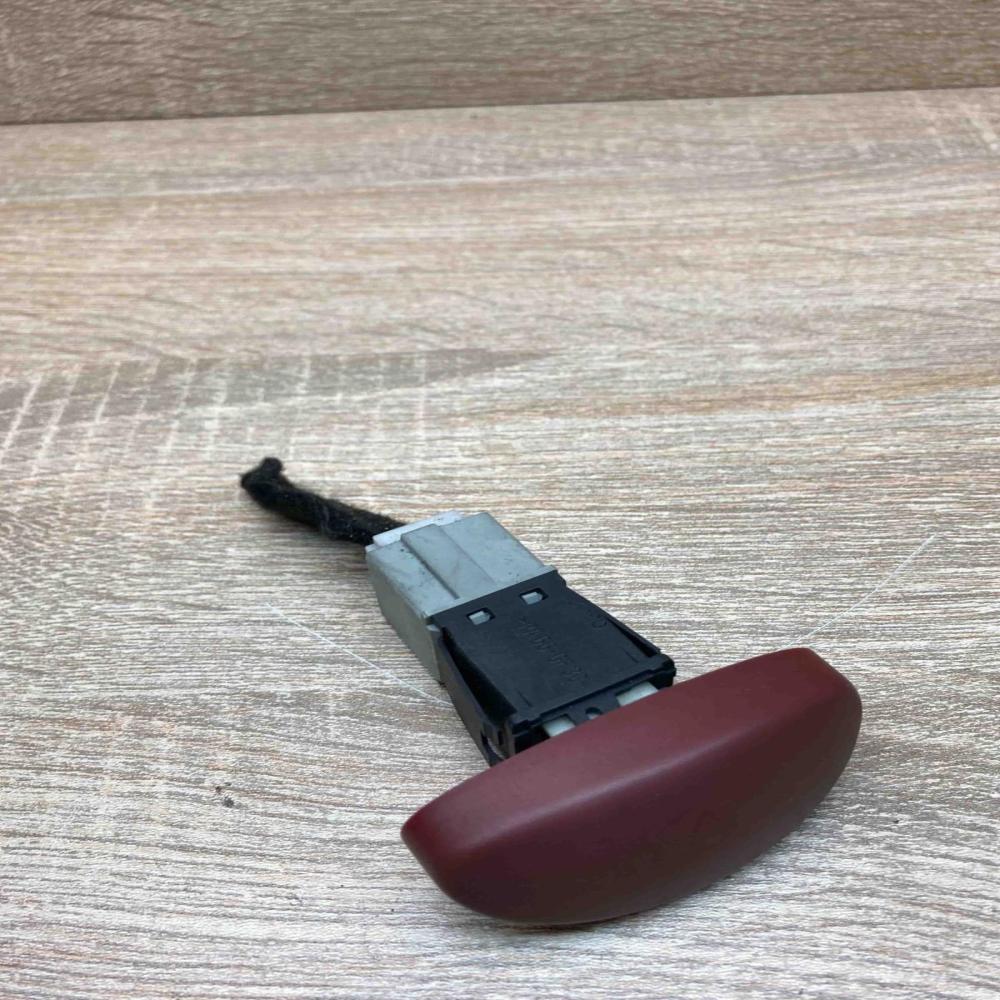 12803   Hazard light switch Peugeot 206