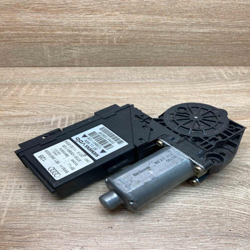 8E1959802B 5WK47006DBF 12B Front door window regulator motor Audi A4 S4 B6 8E 8H