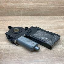 3D1959793 05074300  Front door window regulator motor Volkswagen Touareg I