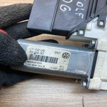 1K0959704P   Rear door window regulator motor Volkswagen PASSAT B6