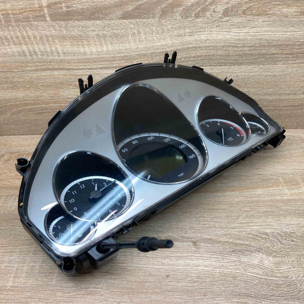 A2129002010 A2C53257171  Speedometer (instrument cluster) Mercedes-Benz E W212