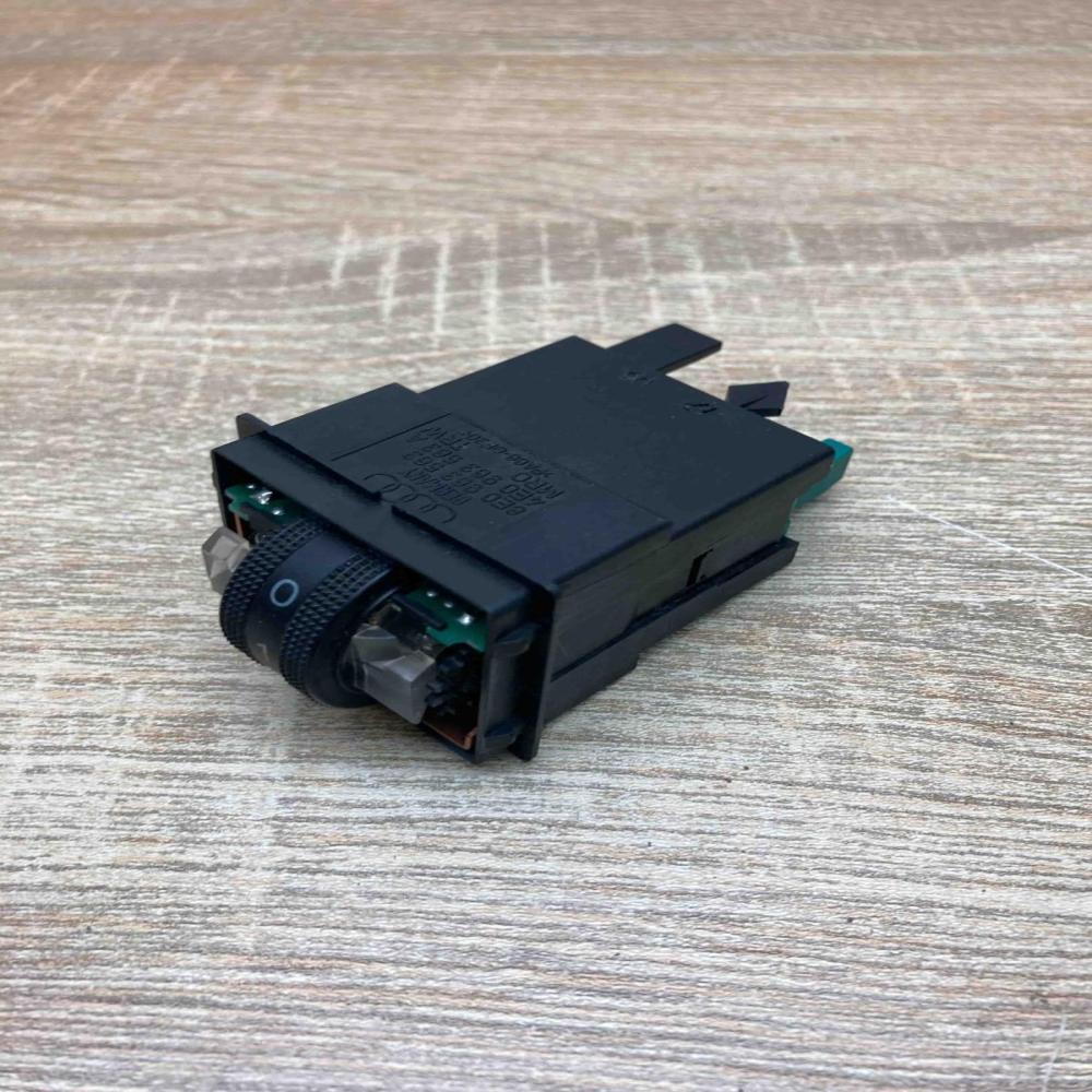 8E0963563 4E0963563A  Seat heating switch Audi A6 S6 C6 4F
