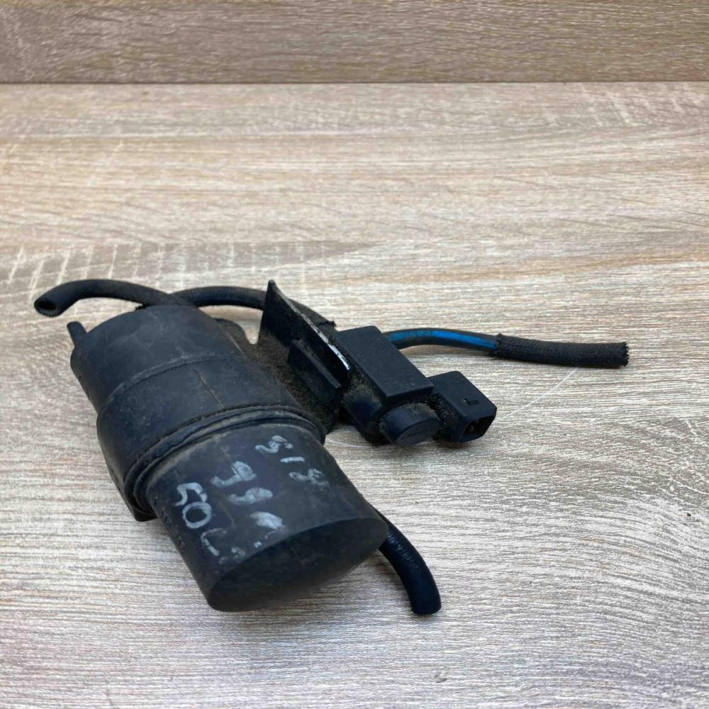 1742712 1318212  Turbo solenoid valve BMW 5 E60 E61