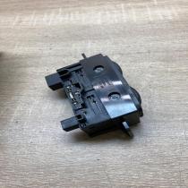 453417 417 2D70  Seat heating switch Toyota Avensis T250