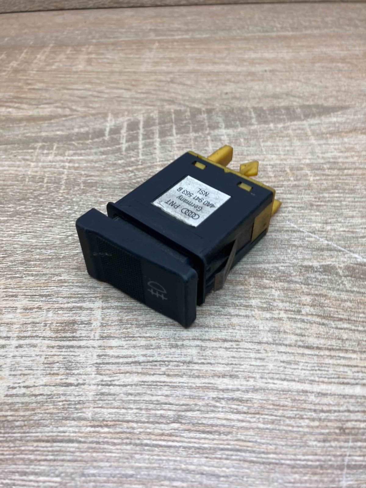 4A0941563B   Fog light switch Audi A6 S6 C4 4A