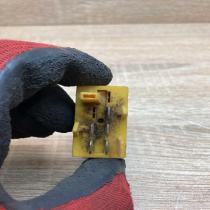 4A0941563B   Fog light switch Audi A6 S6 C4 4A