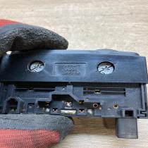 453417 417 2D70  Seat heating switch Toyota Avensis T250