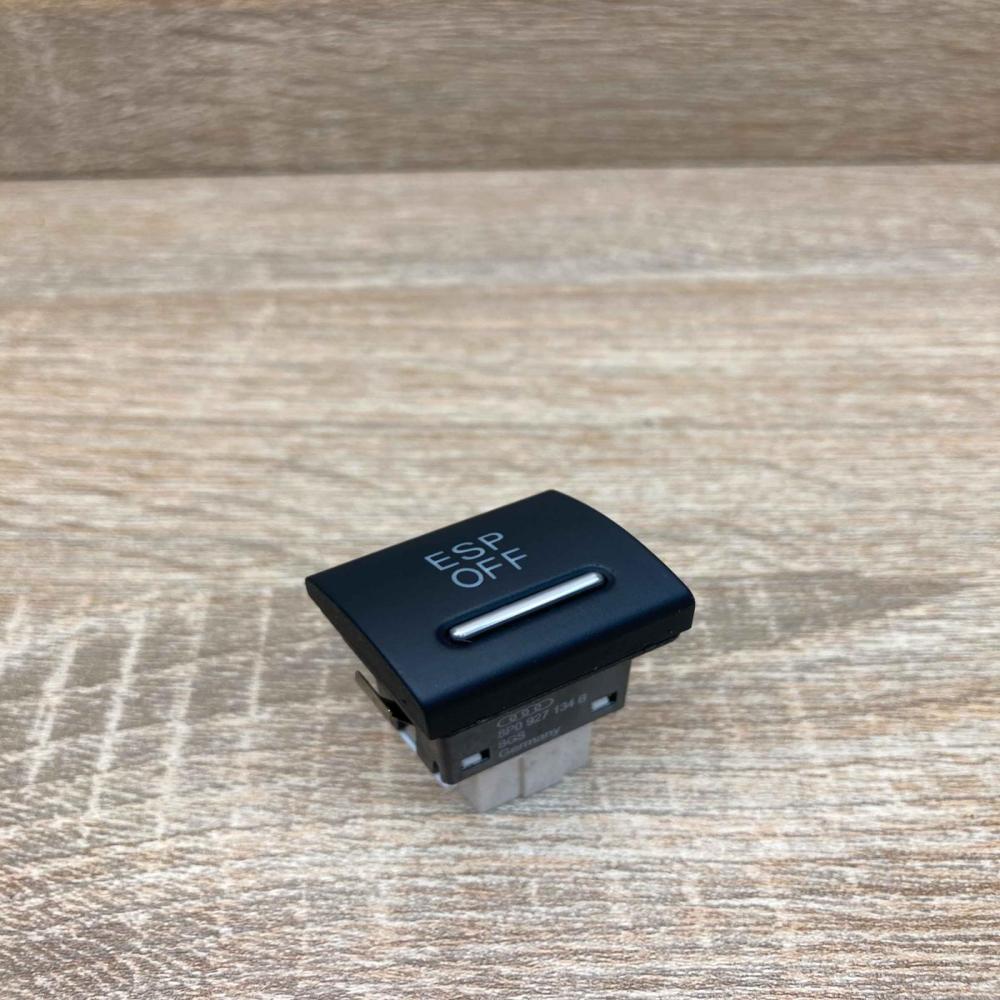 8P0927134B 9751255  ESP (stability program) switch Audi A3 S3 8P