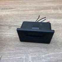 7700812450  With Plug Screen/display/small screen Renault 21
