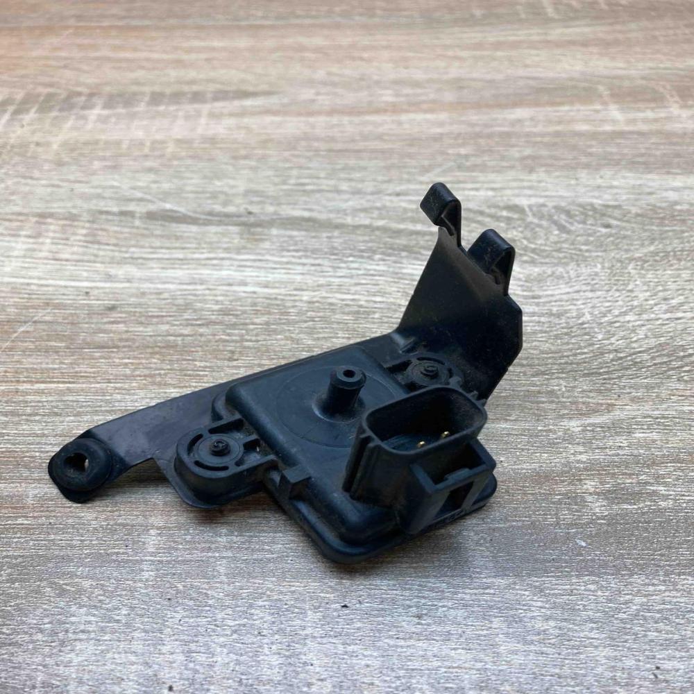 98AB 9F479 BA 1M5F 9S428 AB  Air pressure sensor Ford Focus
