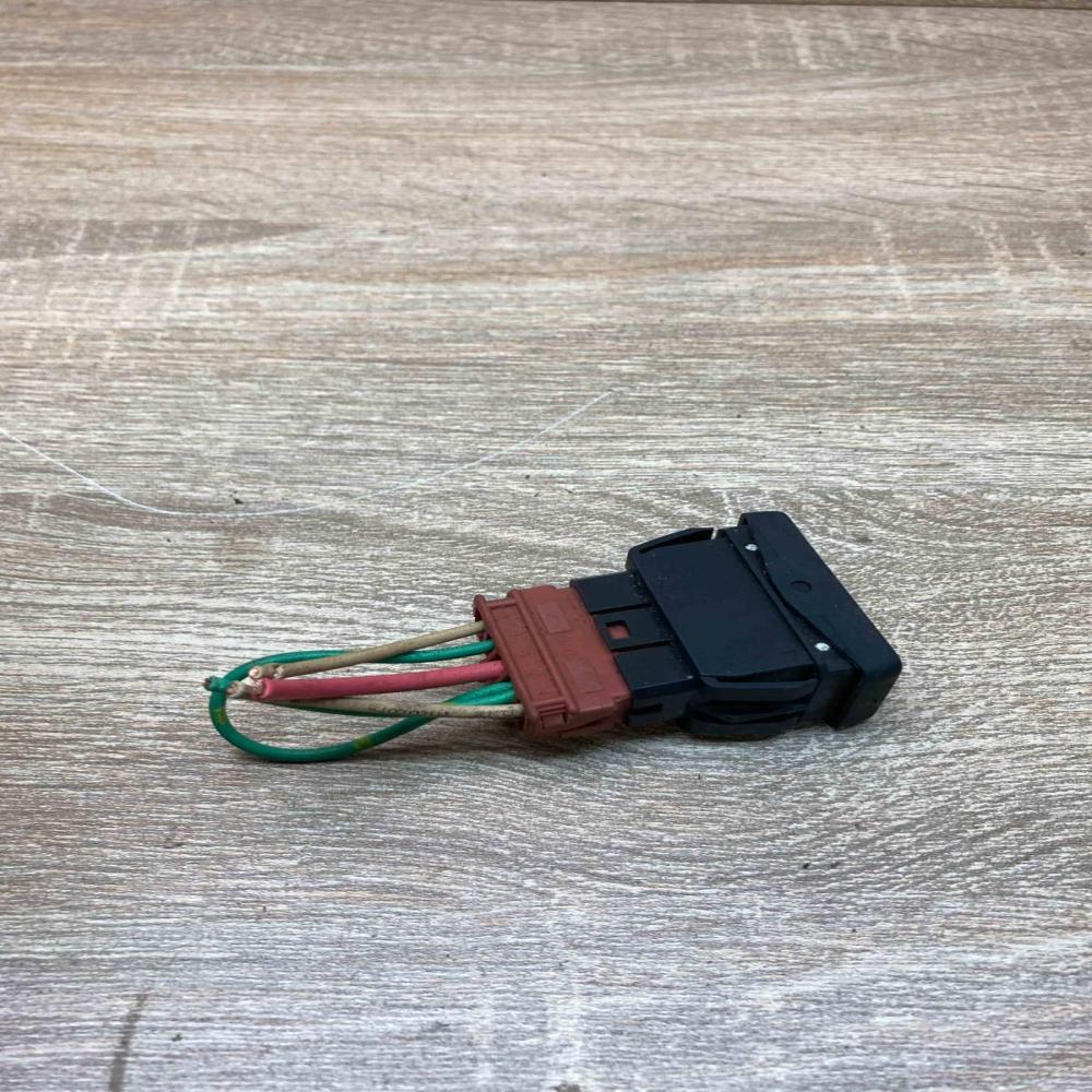 Mazda Window Switch  With Plug Electric window control switch Mazda 323 F