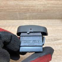 432969B   Central locking switch button Renault Scenic I