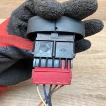 Renault Glass Heat Switch  With Plug Windscreen/window heater switch Renault Sce