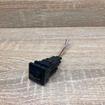 8415200030  With Plug Headlight level height control switch Toyota Yaris