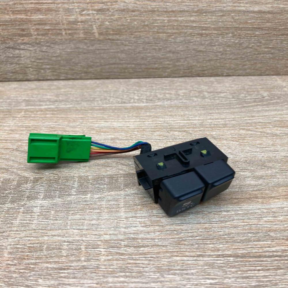 8691530 19206 With Plug Traction control (ASR) switch Volvo V50
