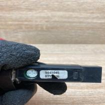 9441045   Hazard light switch Volvo V70