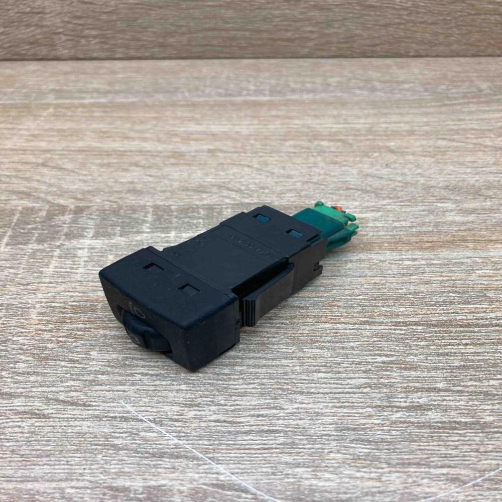 KB42 66 6F0 33I2A With Plug Headlight level height control switch Ford Probe