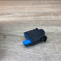 37044A D14402  Headlight level height control switch Nissan Primera