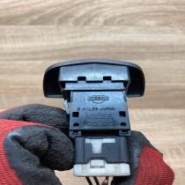 06016  With Plug Hazard light switch Nissan Almera Tino