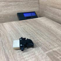 358 3F30   Electric window control switch Mazda 5