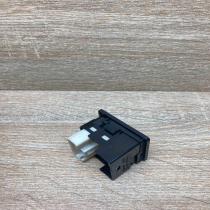 183574 769746F  Wing mirror switch Toyota Auris 150