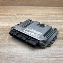 8M51 12A650 LB 0281011701 8YLB Engine control unit/module ECU Ford Focus