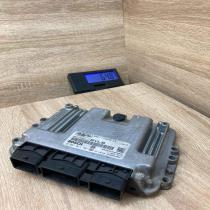 8M51 12A650 LB 0281011701 8YLB Engine control unit/module ECU Ford Focus