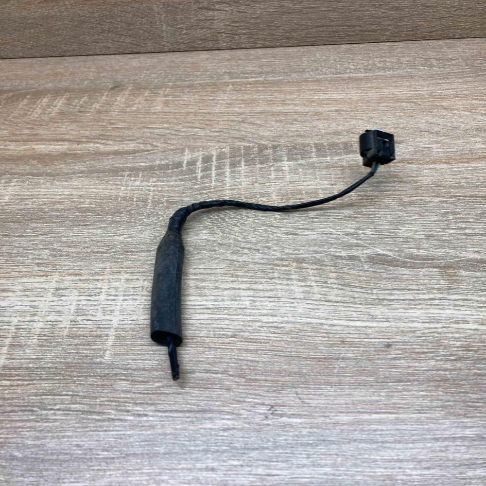 968405   Plug wire BMW 5 E39
