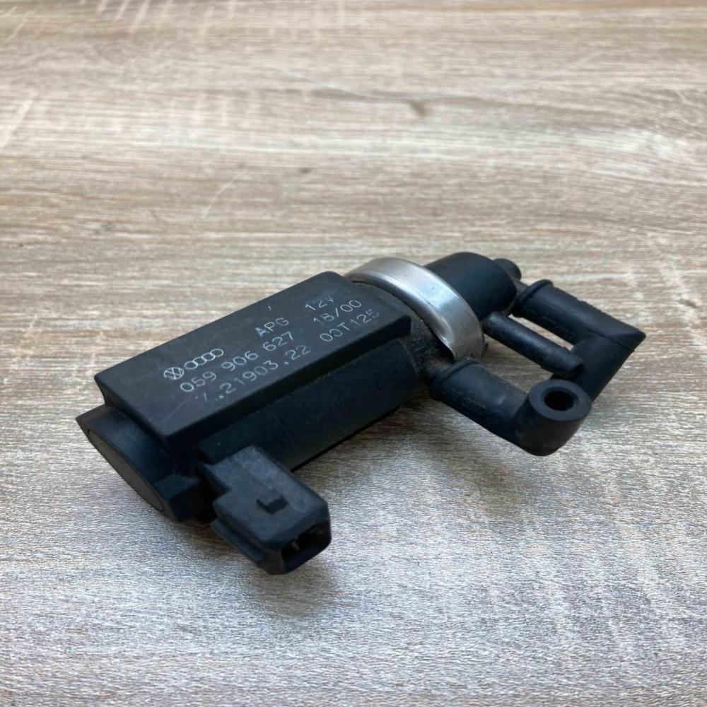 059906627 72190322  Turbo solenoid valve Audi A6 S6 C5 4B