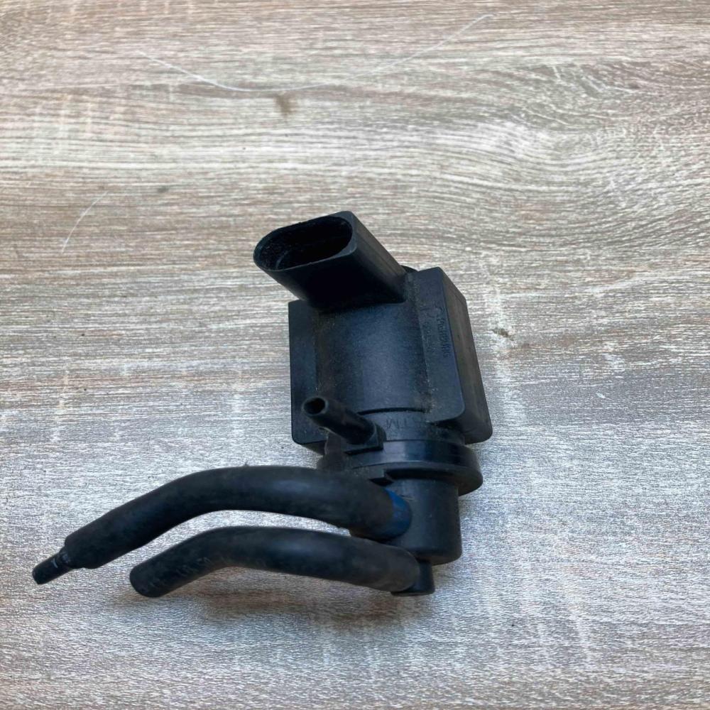 059906628B 70101900  Turbo solenoid valve Audi A6 S6 C6 4F