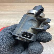 1H0906627   Turbo solenoid valve Volkswagen Golf IV