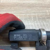 057906628 72190342  Turbo solenoid valve Audi A6 S6 C6 4F