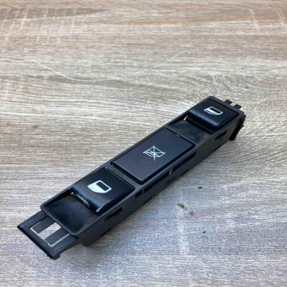 8381518 03120010  Electric window control switch BMW 3 E46