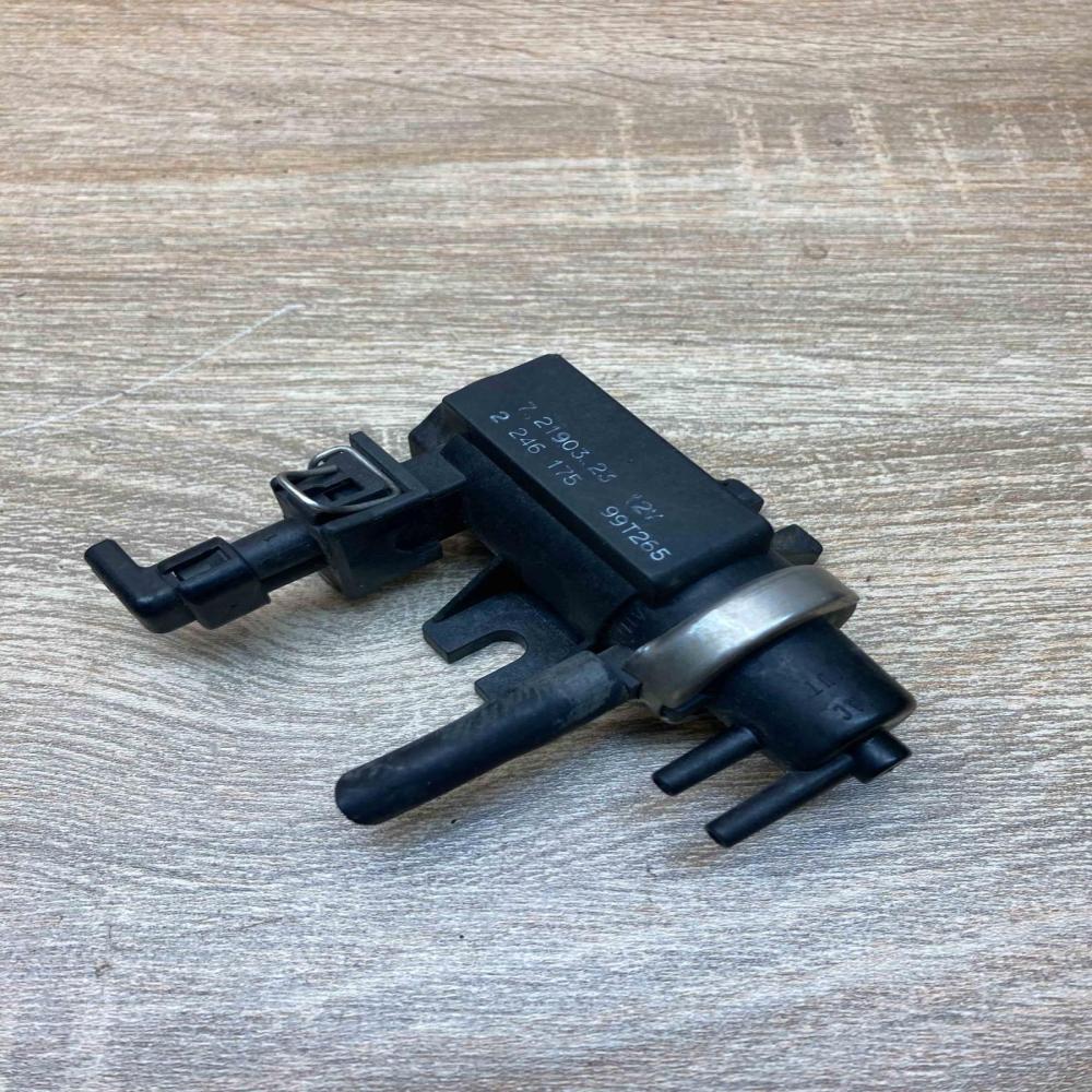 2246175 72190323 With Plug Turbo solenoid valve BMW 5 E39